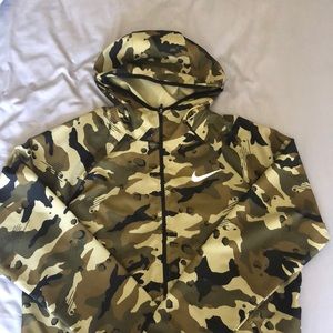 Nike Dri-FIT Woven Camo Training Jacket